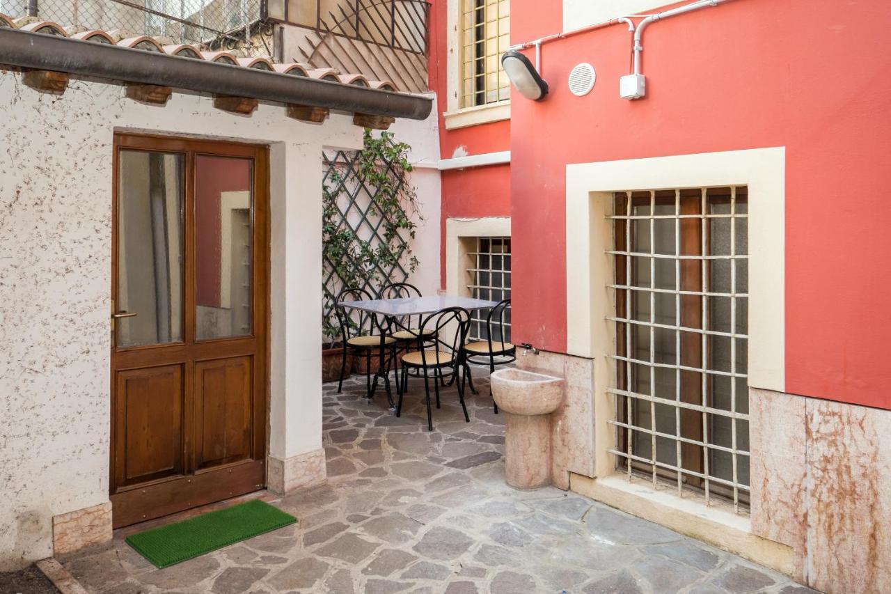 דירות ורונה Flats4Rent Casa Di Tea מראה חיצוני תמונה